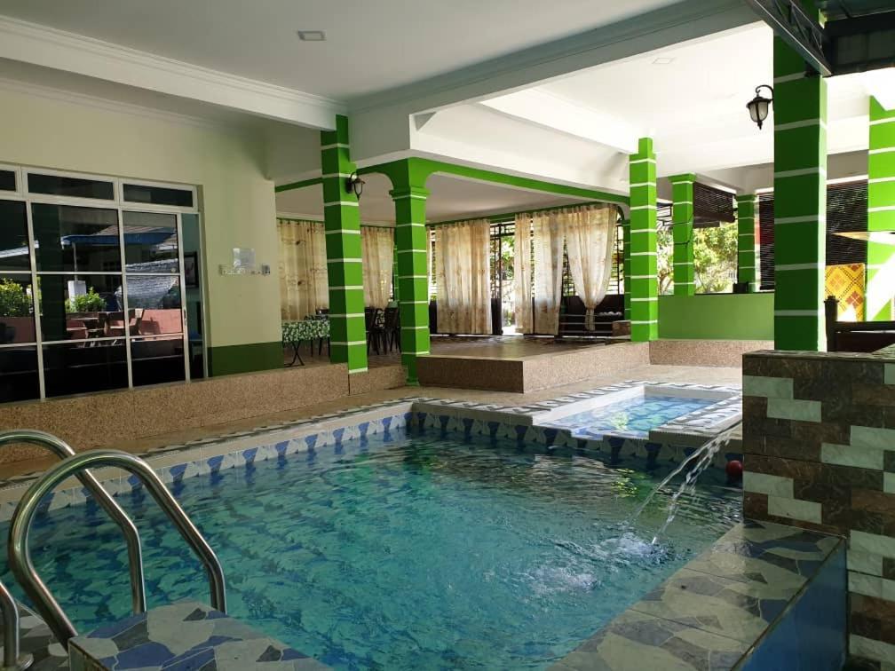 Villa Inapdesa Teratak Bonda, Sepri Rembau Esterno foto